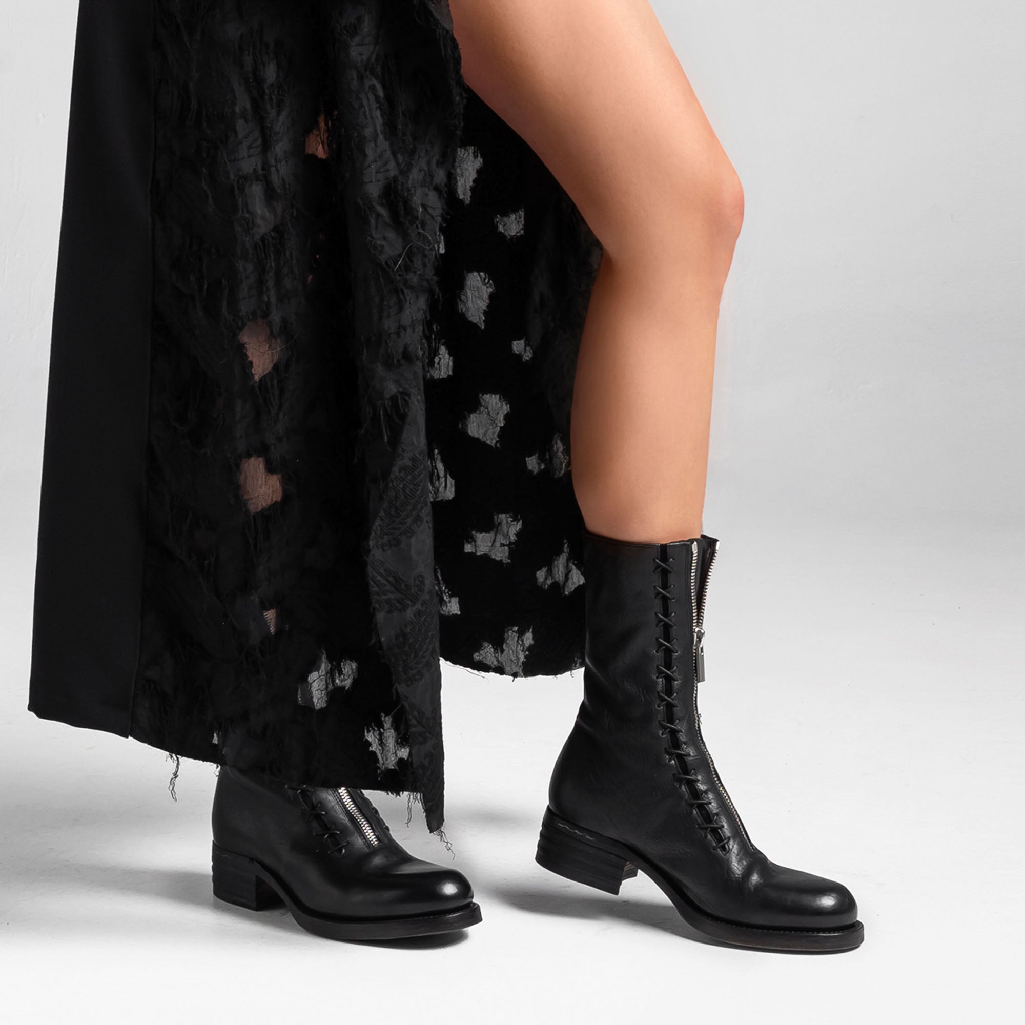 BCXZ 05 W Black Leather Boot