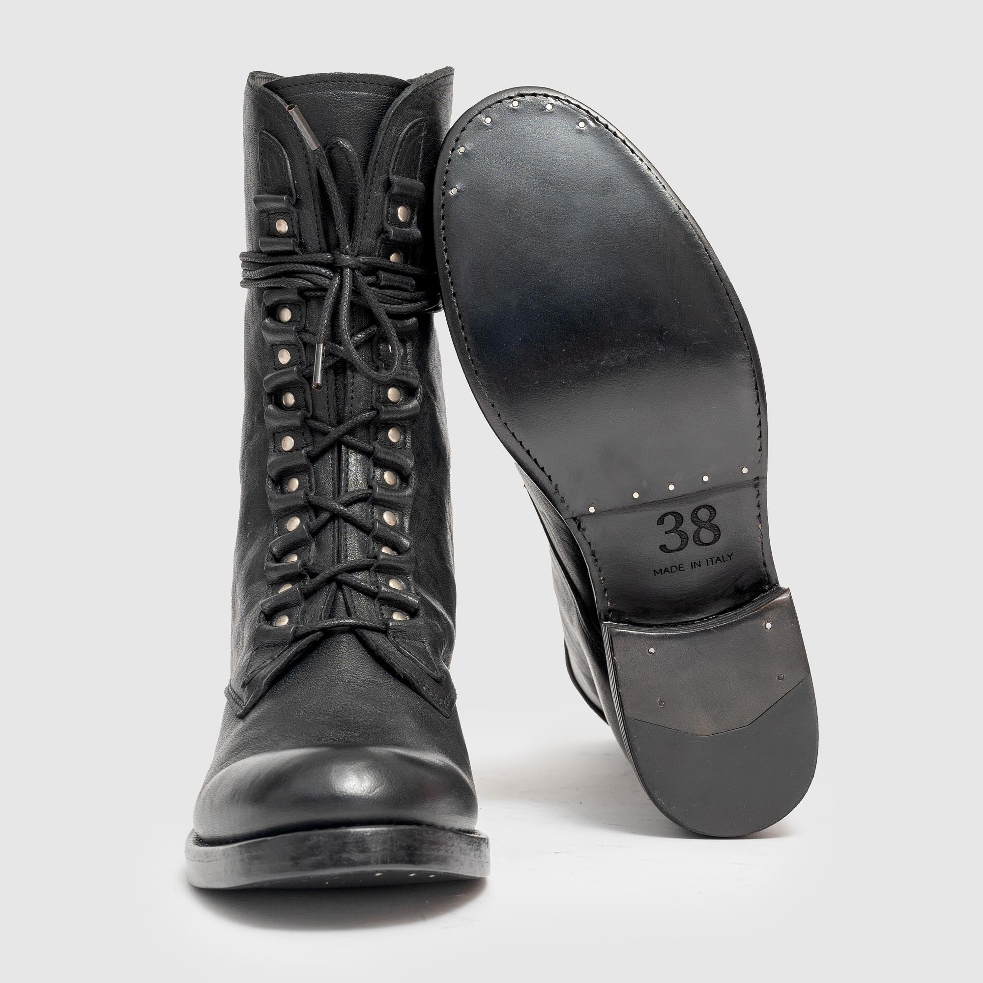 BDLZ 08 W Black Leather Boot