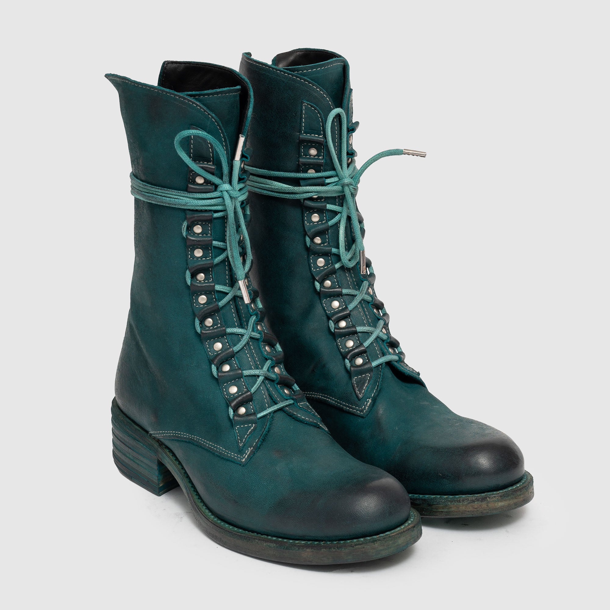 BDLZ 08 W Turquoise Leather Boot