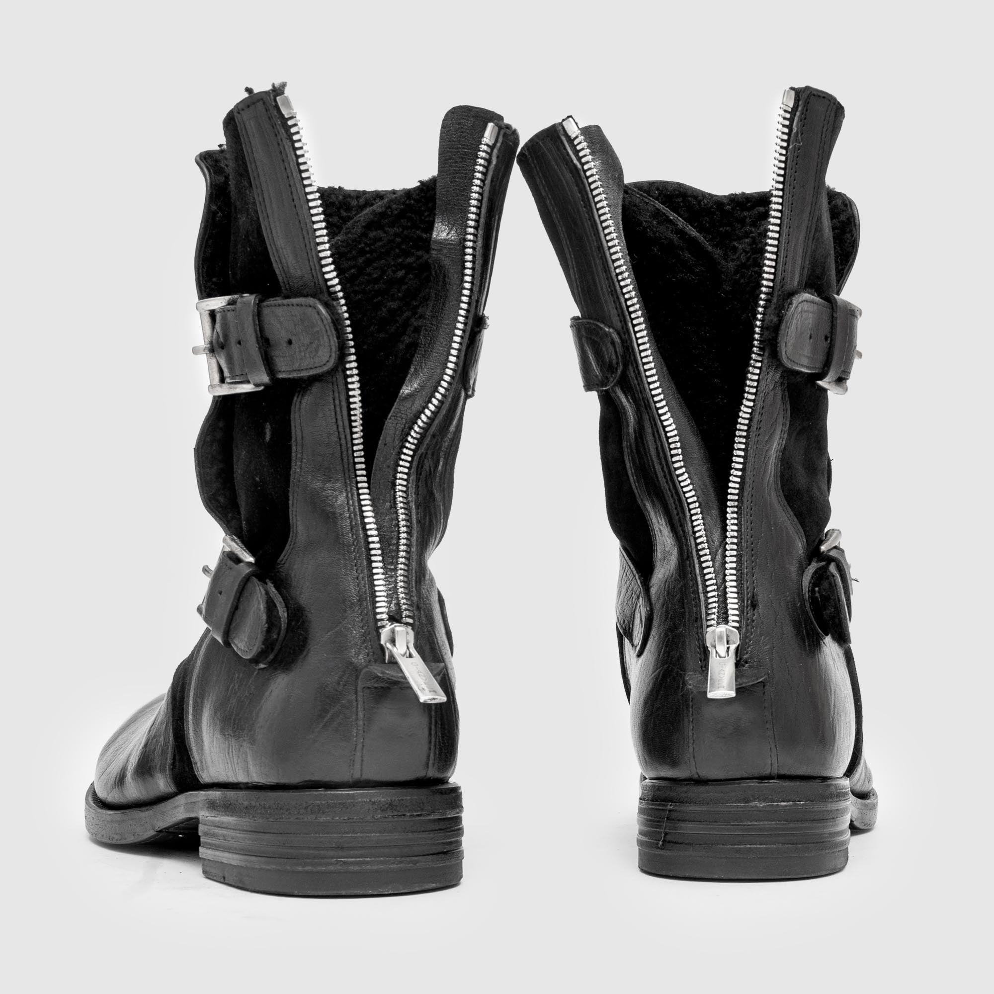 BCBZ 02 M SH Black Leather Boot