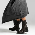 BCBZ 02 W Grey Leather Boot