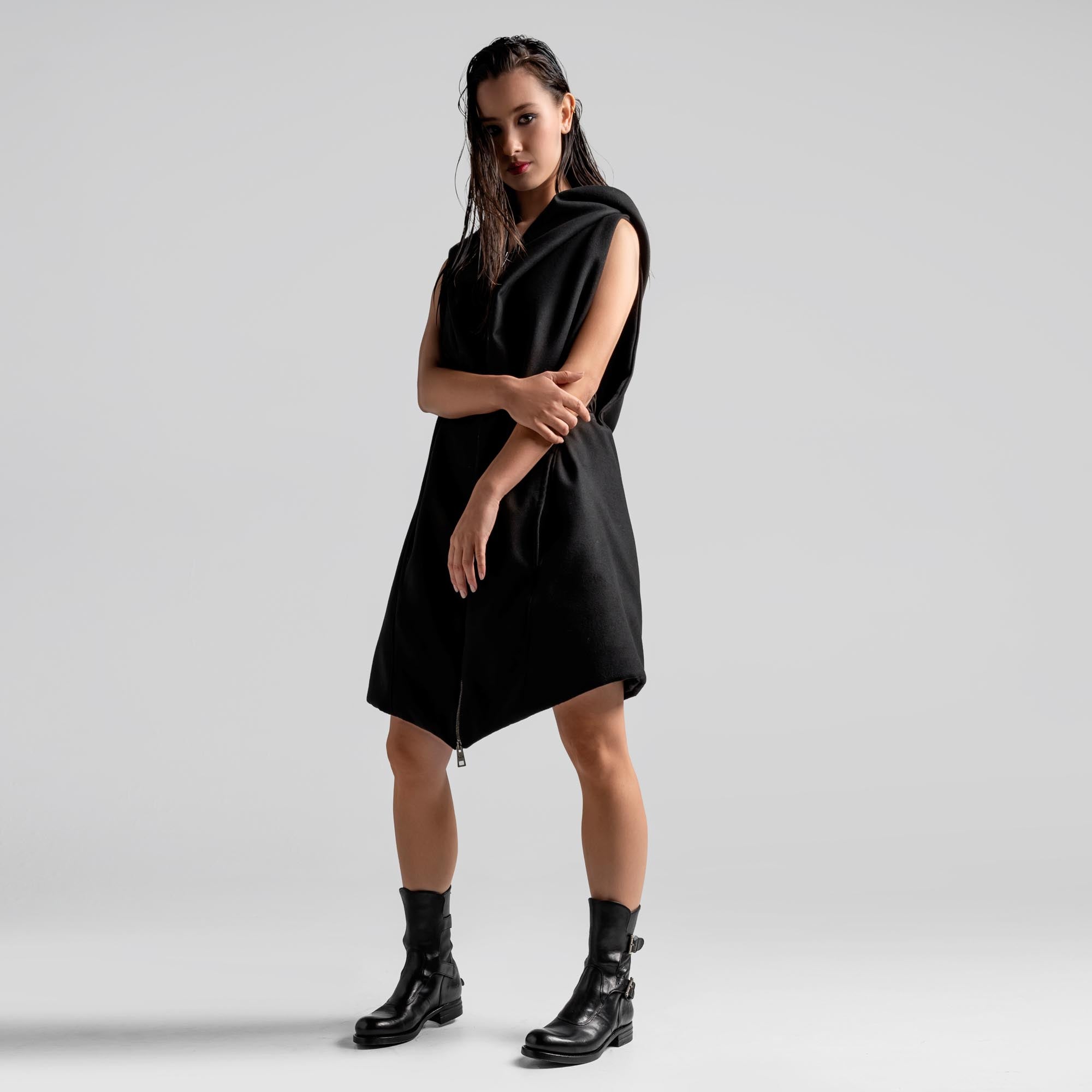 BCBZ 02 W Black Leather Boot