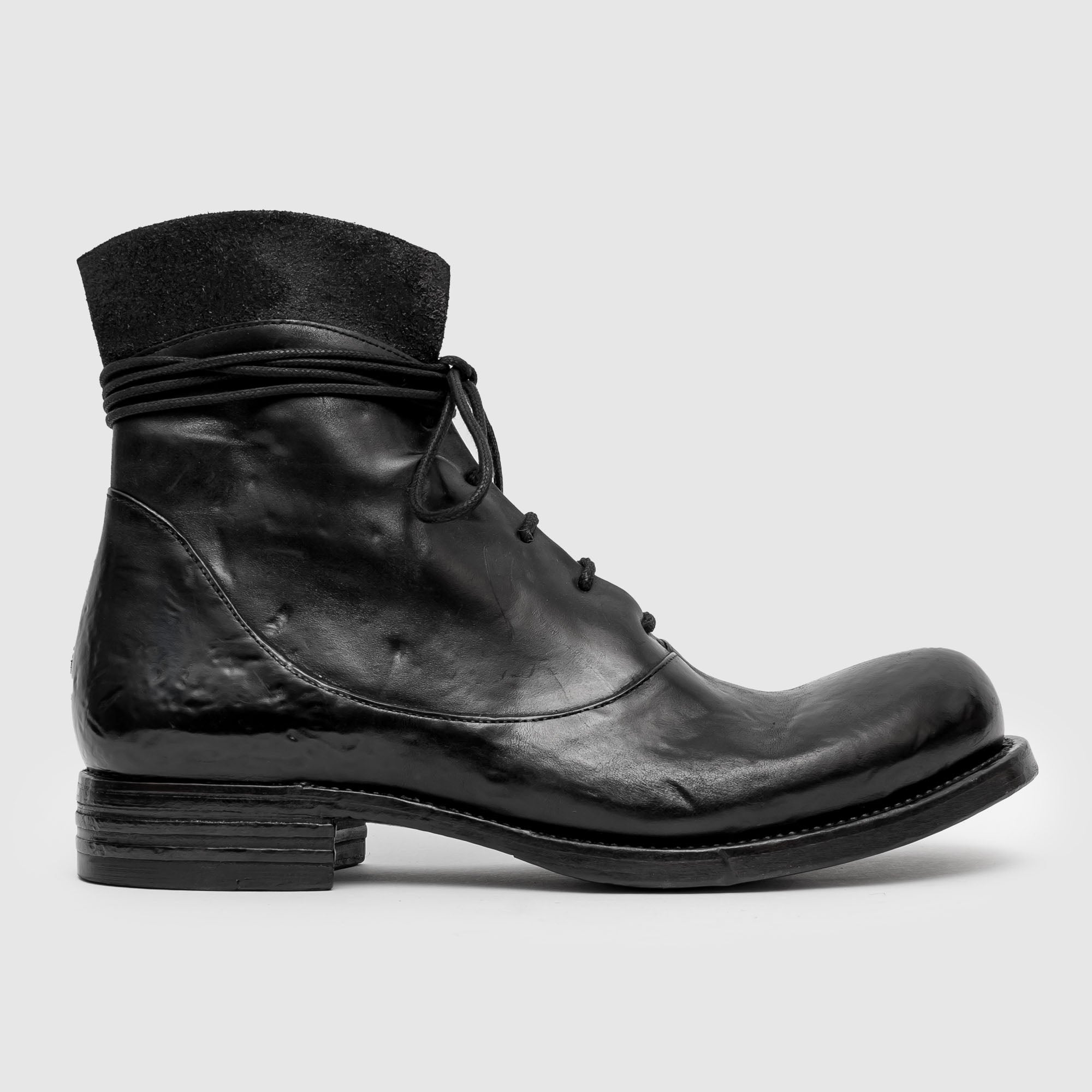 BCLV 04 M Black Leather Boot
