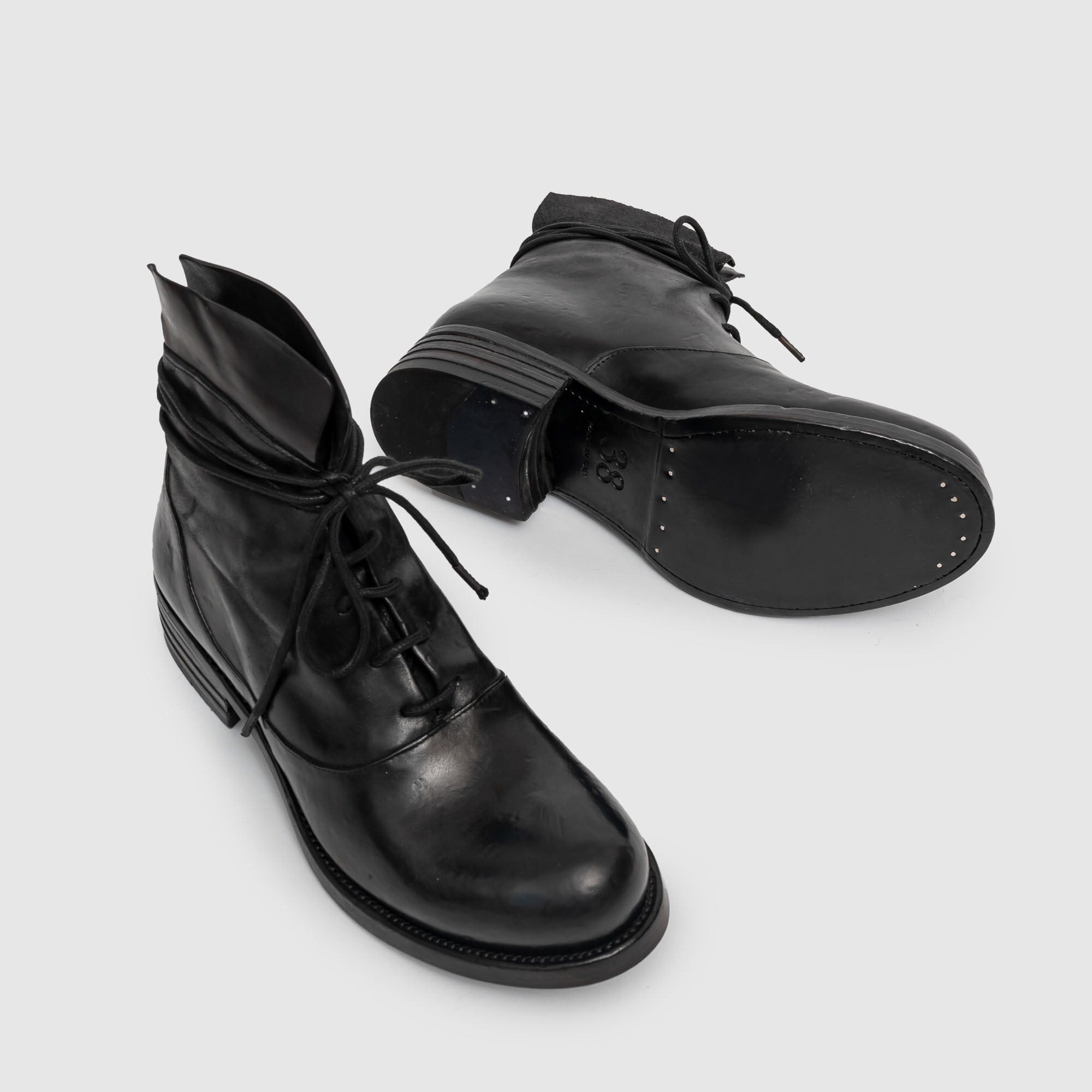 BCLV 04 M Black Leather Boot