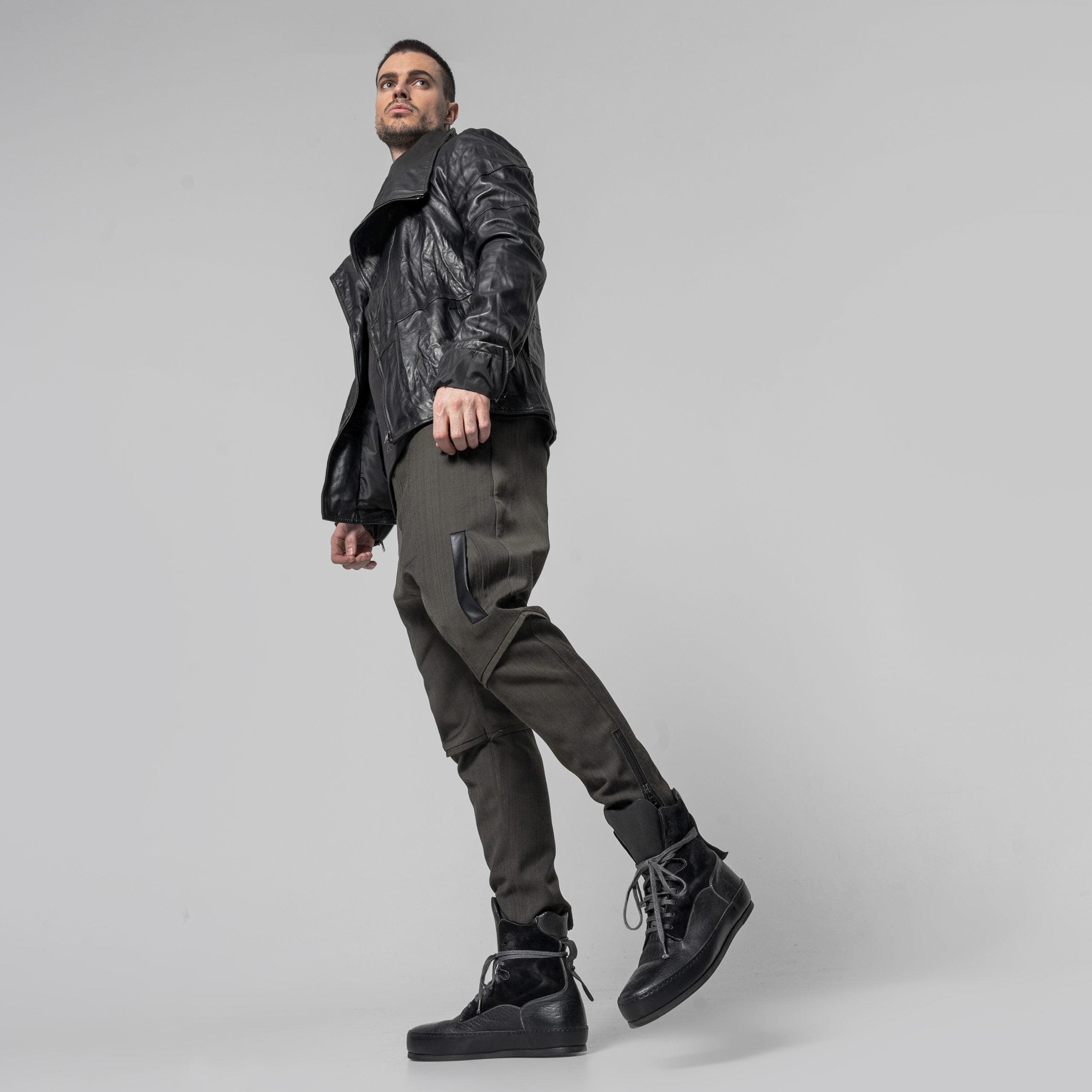 SHH 04 S/H M Black Suede Sneaker
