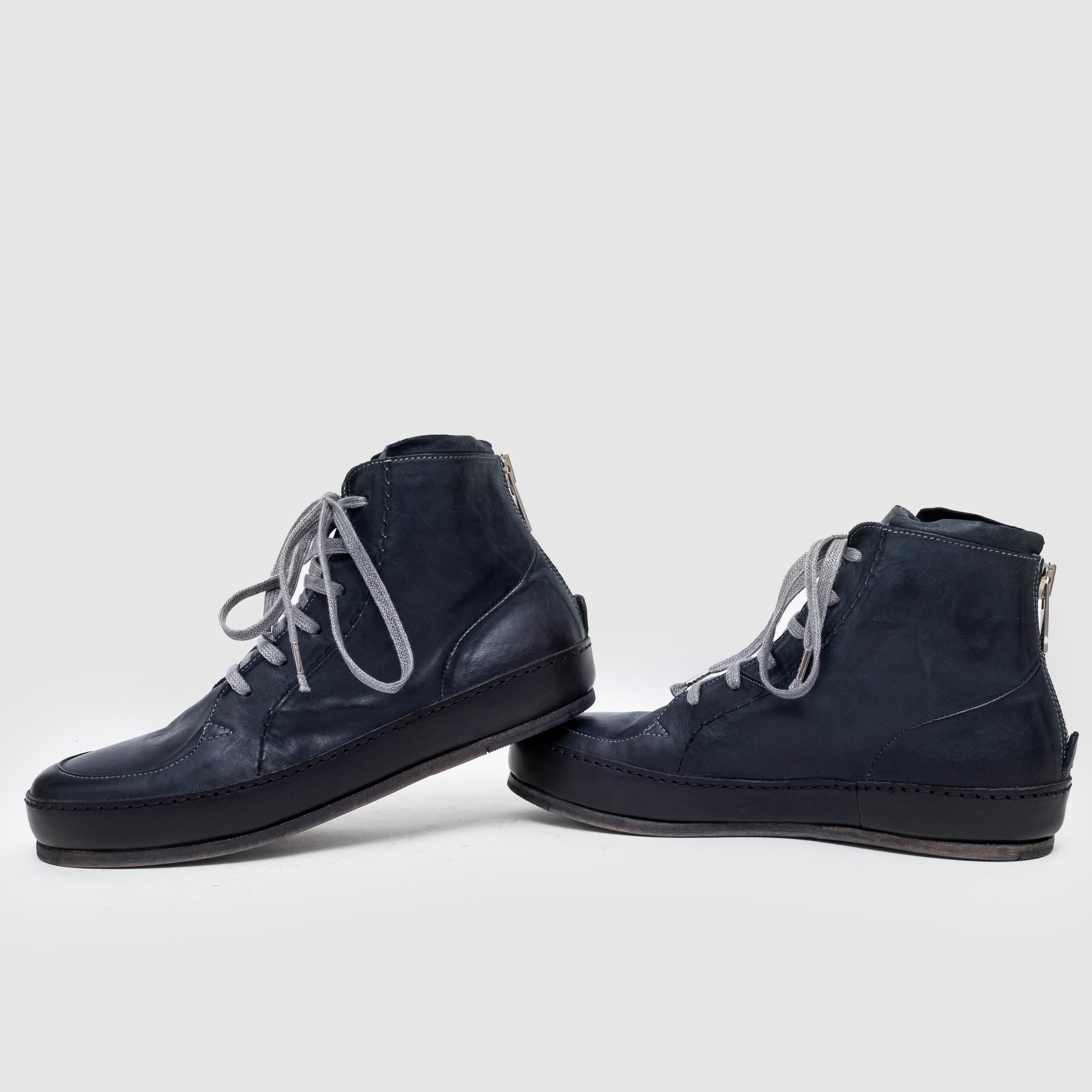 SHM 02 M Blue Leather Sneaker