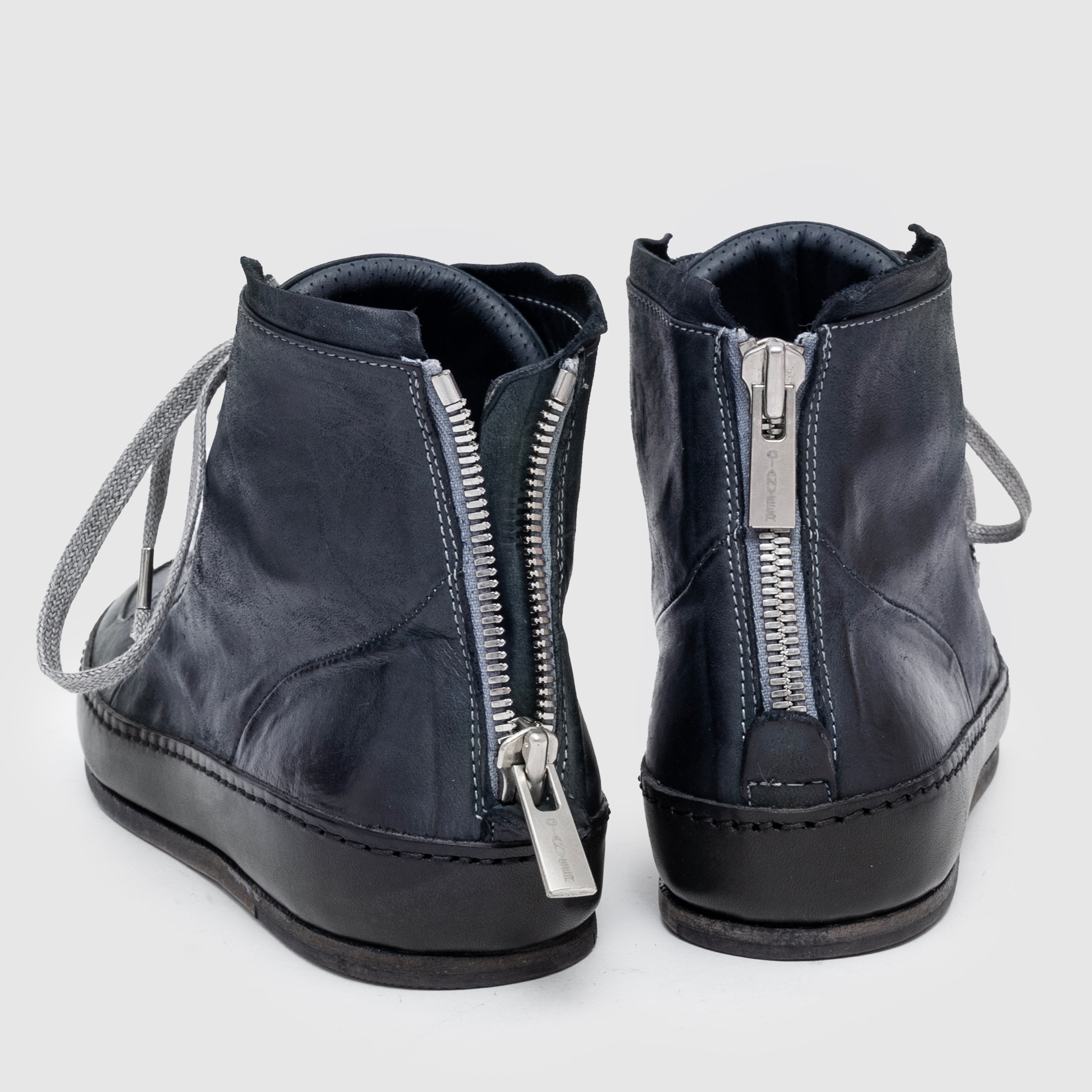 SHM 02 M Blue Leather Sneaker