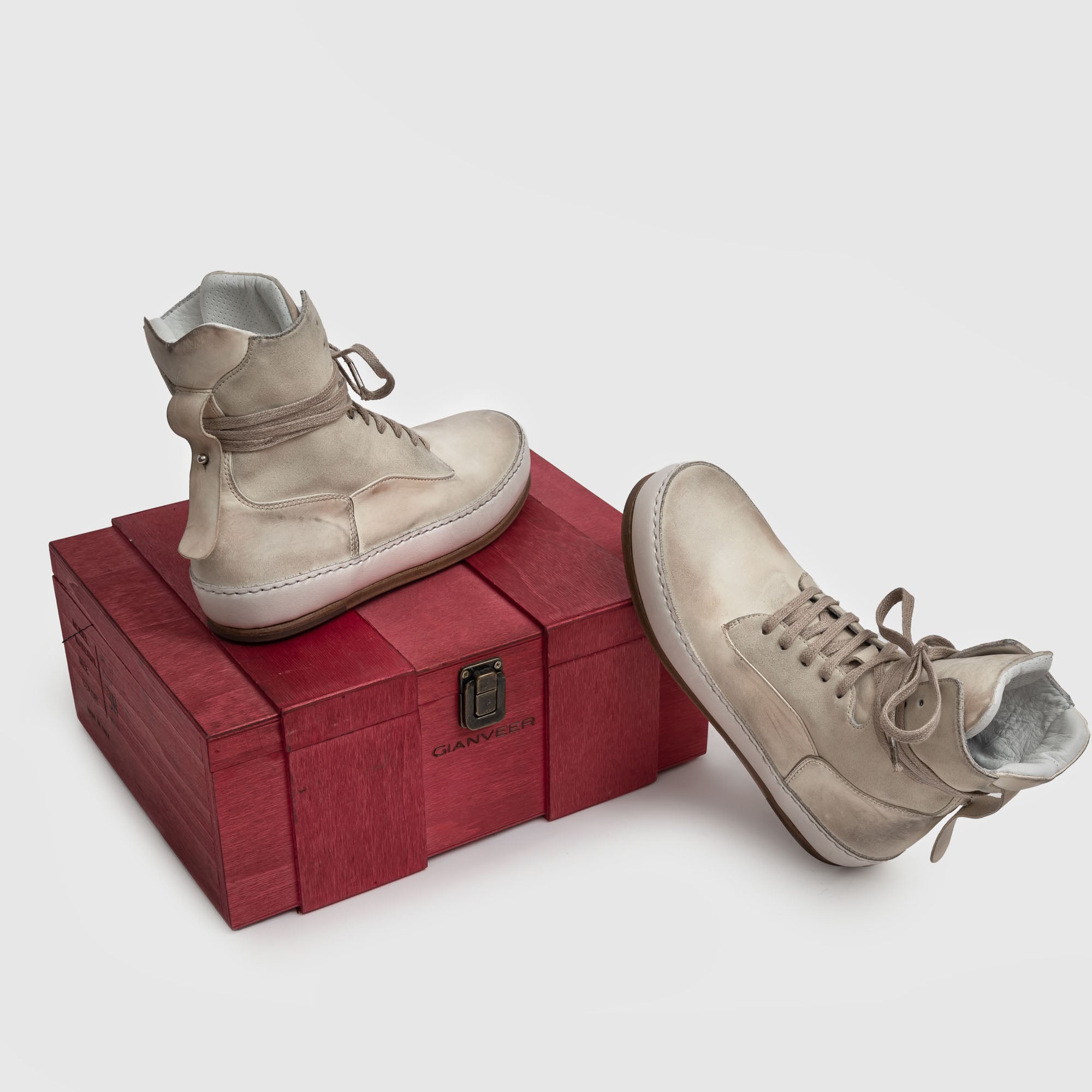 SHH 04 SH W Beige Leather Sneaker