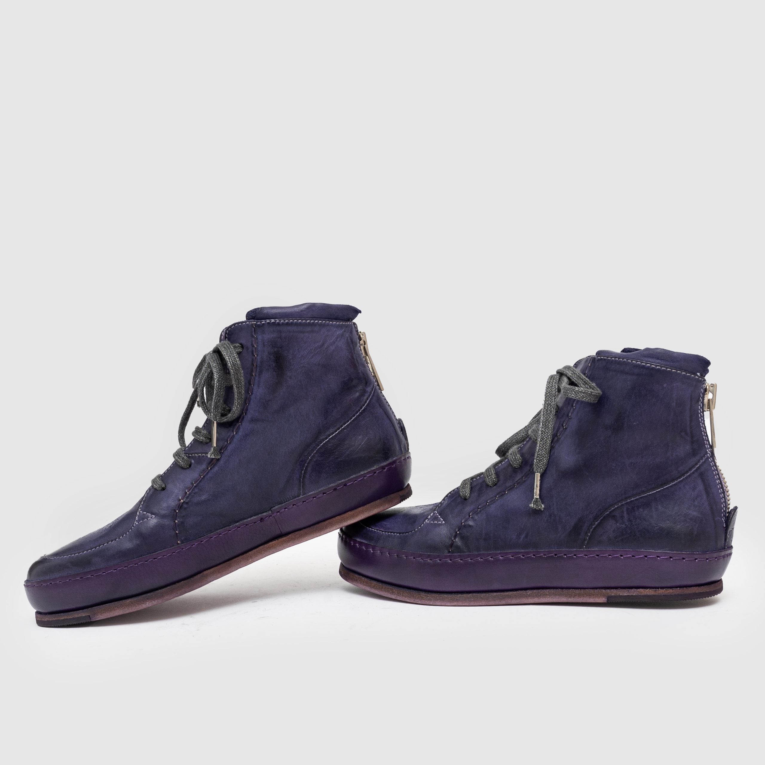 SHM 02 W Purple Leather Sneaker