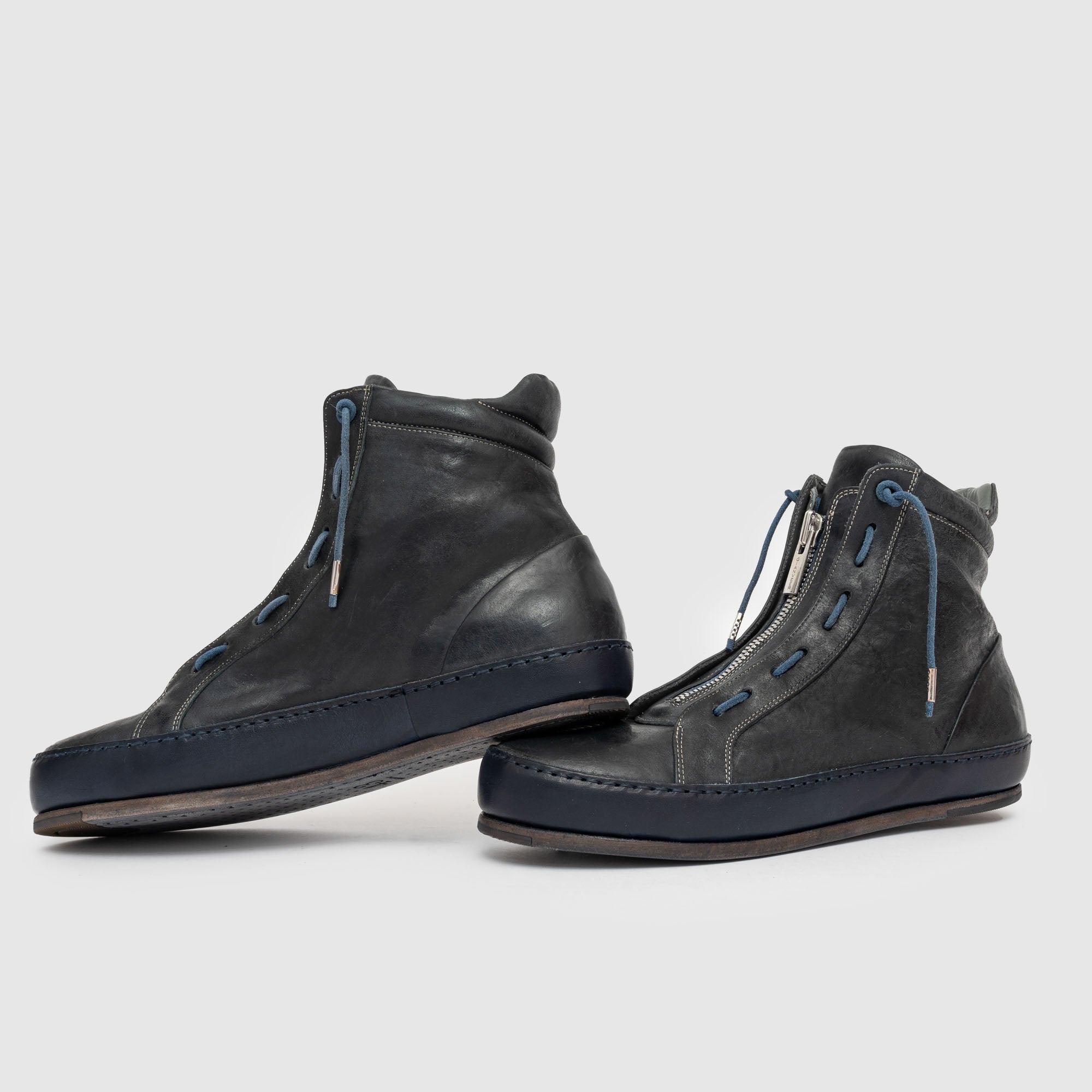 SHZ 03 M Charcoal Leather Sneaker