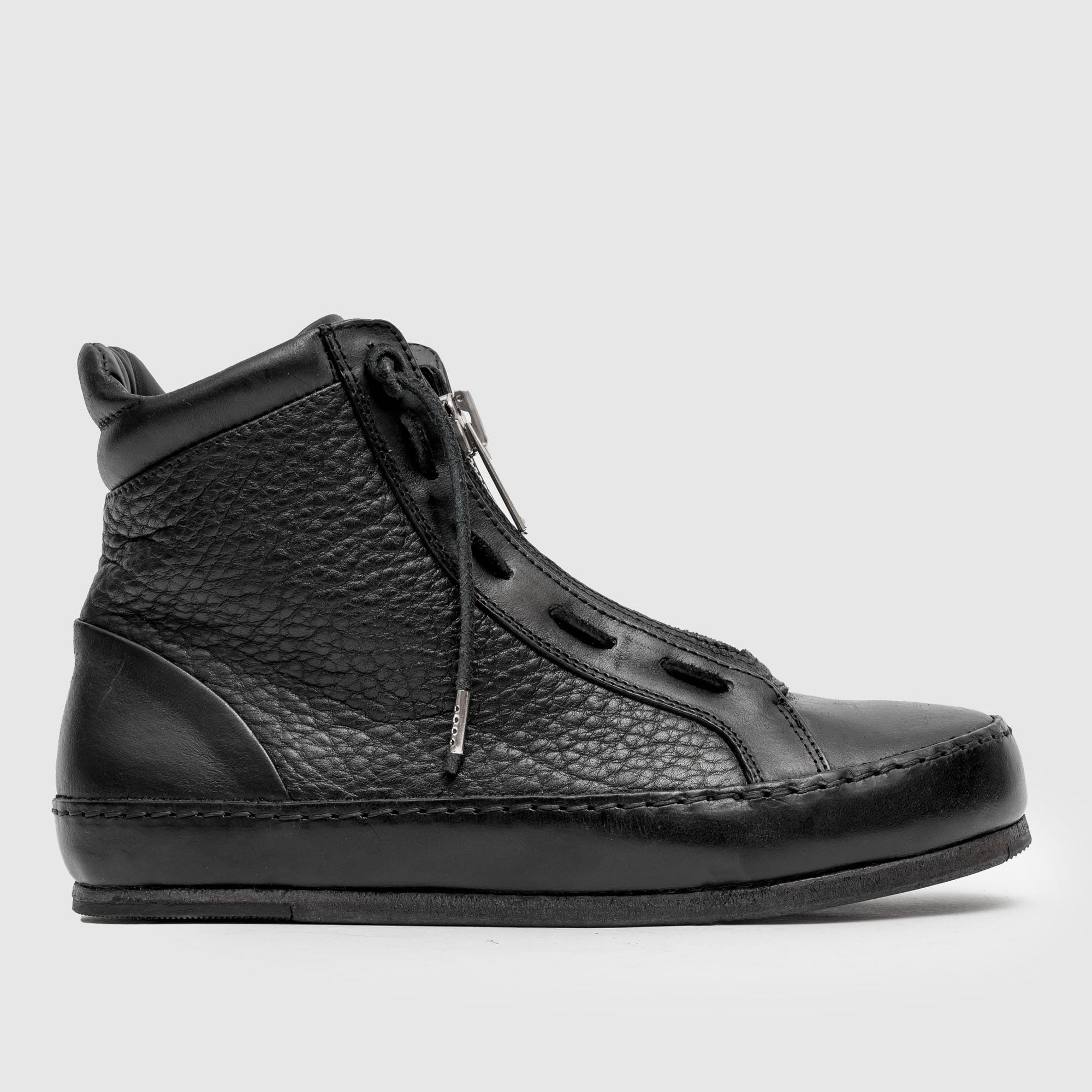 SHZ 03 W Black Leather Sneaker