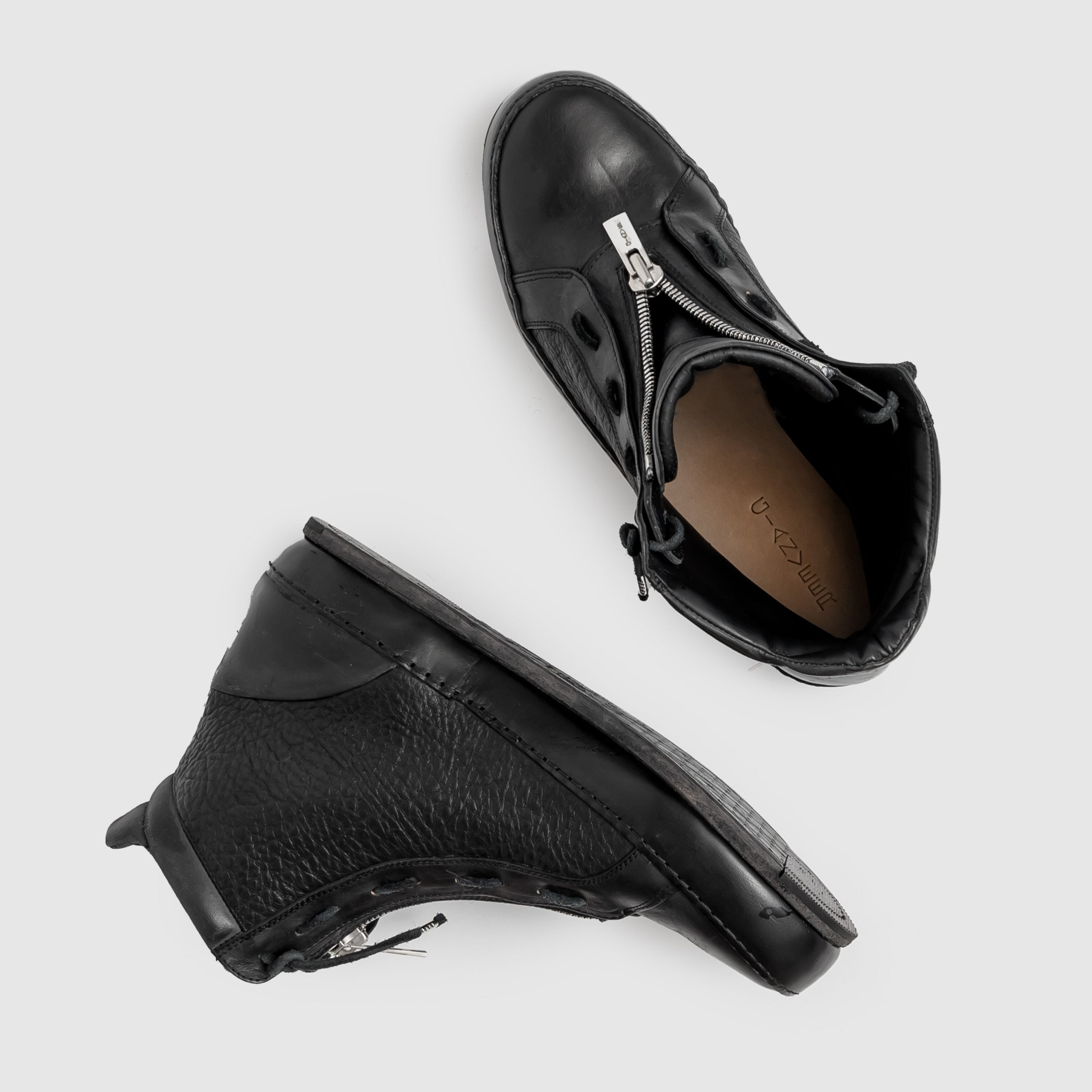 SHZ 03 M Black Leather Sneaker
