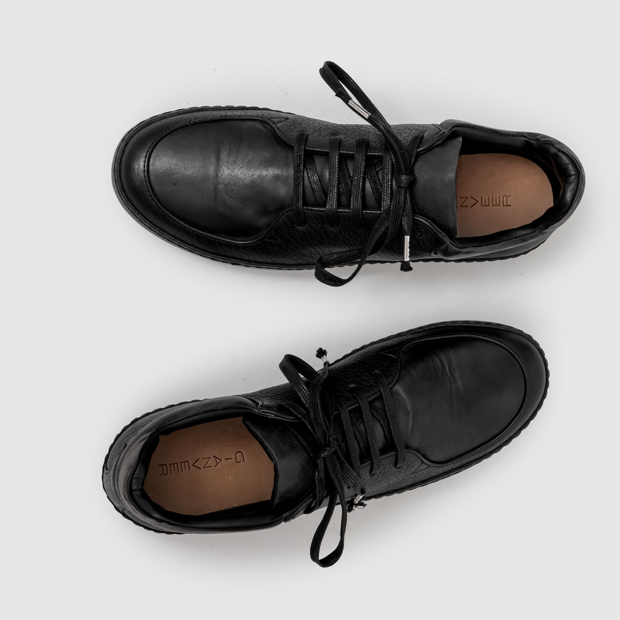 SHL 01 M Black Leather Sneaker