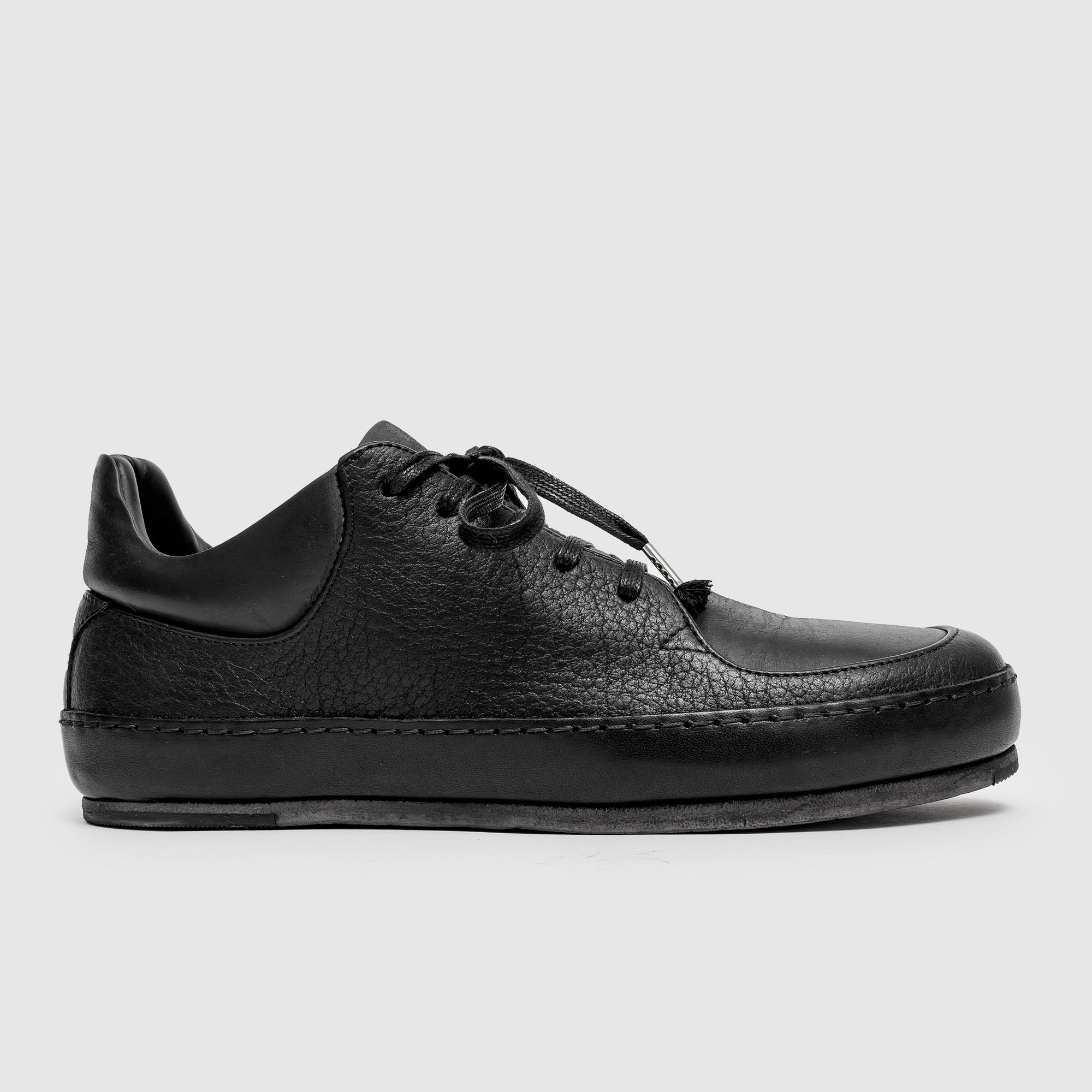 SHL 01 W Black Leather Sneaker