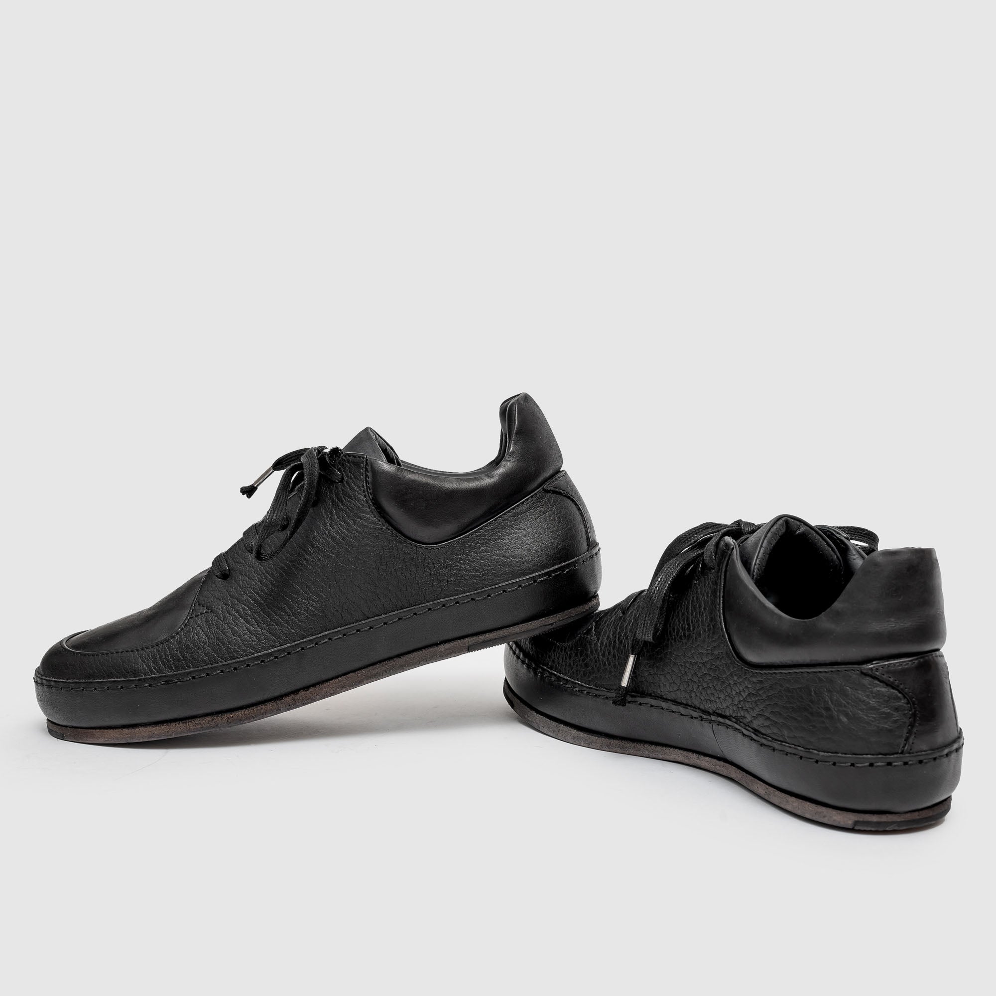 SHL 01 W Black Leather Sneaker